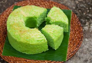 GREEN CAKE.jpg